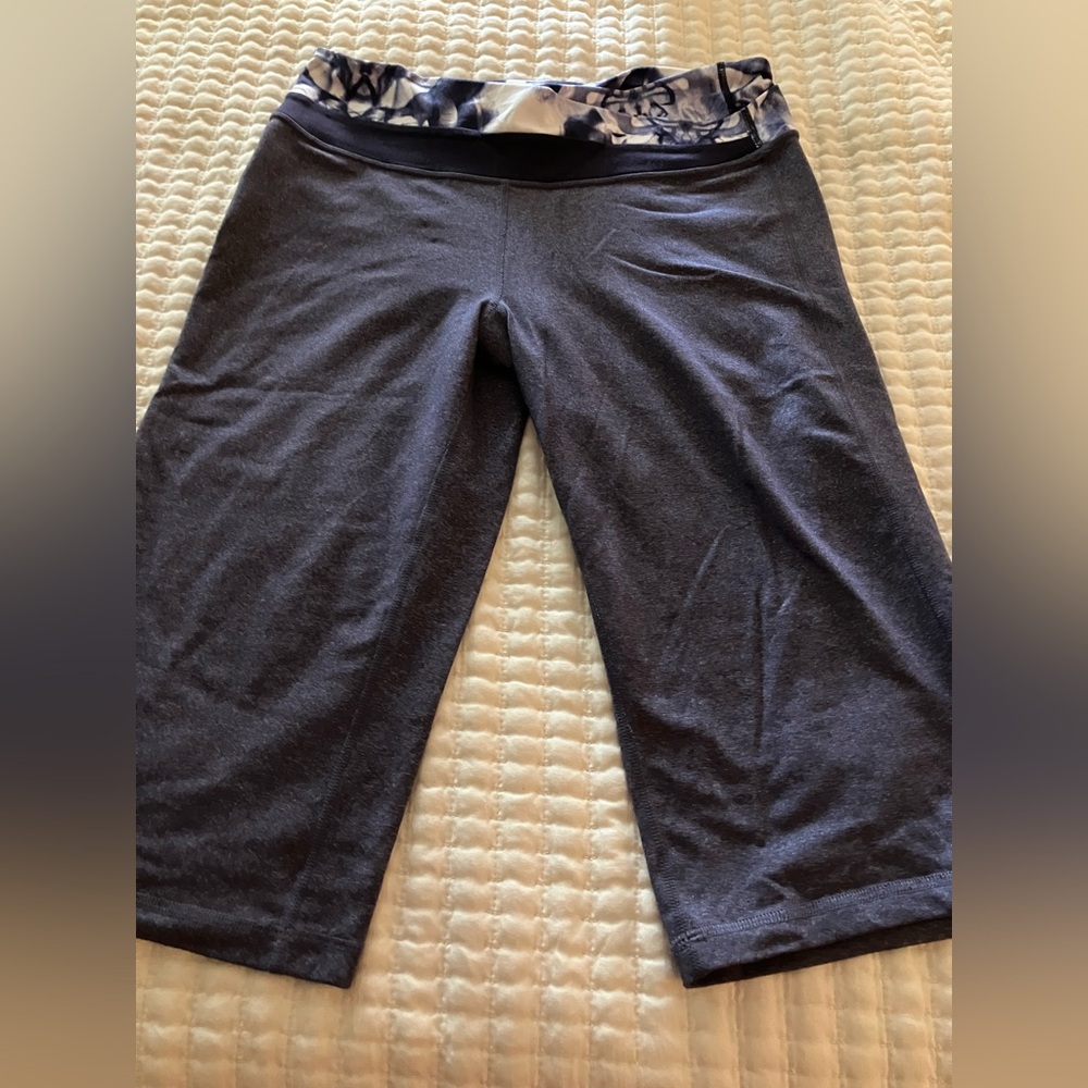 Women’s Lululemon Purple Yoga Capri